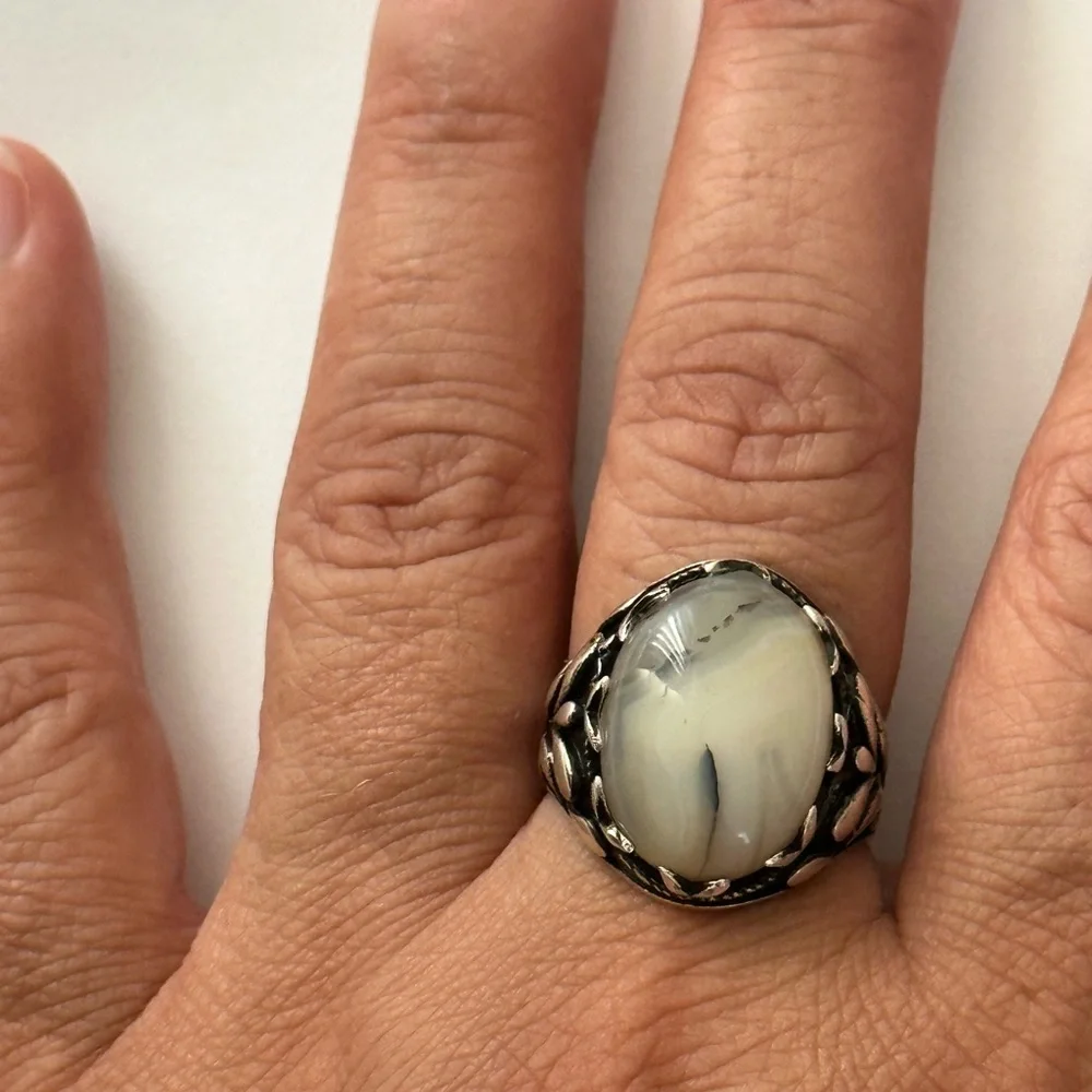 925 Silver 10.75 size white / grey stone ring